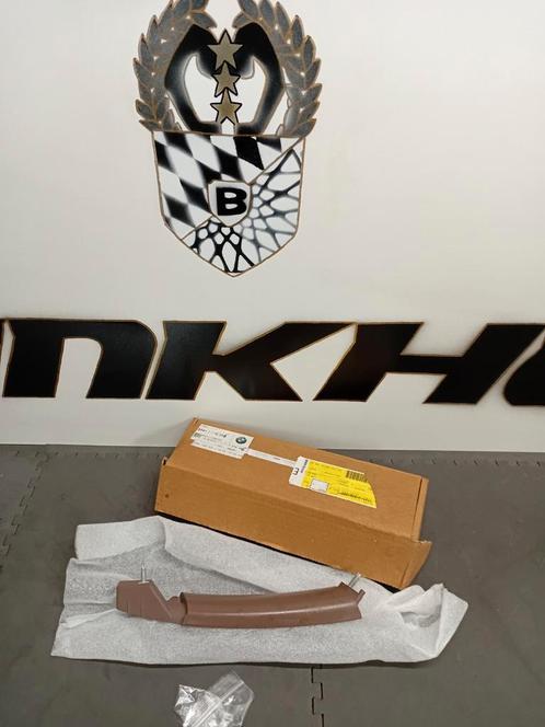 BMW E60 E61 Handgreep onder rechts voor Truffel 51417076296, Auto diversen, Overige Auto diversen, Ophalen of Verzenden