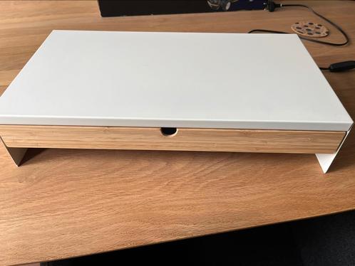 IKEA Elloven monitorstandaard, Computers en Software, Laptopstandaarden, Zo goed als nieuw, Ophalen