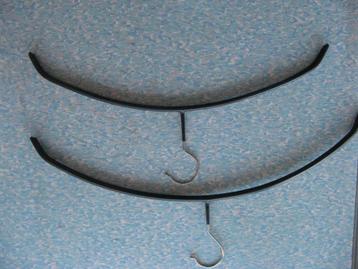 antislip hangers (min. 20 pc) beschikbaar voor biedingen