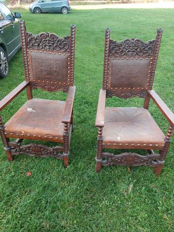 Antieke Stoelen Set beschikbaar voor biedingen