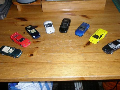 Maisto modellen, 8 stuks ( uitgegeven door Shell ), Hobby en Vrije tijd, Modelauto's | Overige schalen, Zo goed als nieuw, Ophalen of Verzenden