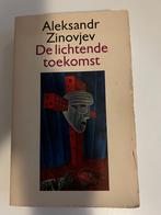 De lichtende toekomst - Aleksandr Zinovjev, Gelezen, Ophalen of Verzenden, Aleksandr Zinovjev, Overige onderwerpen