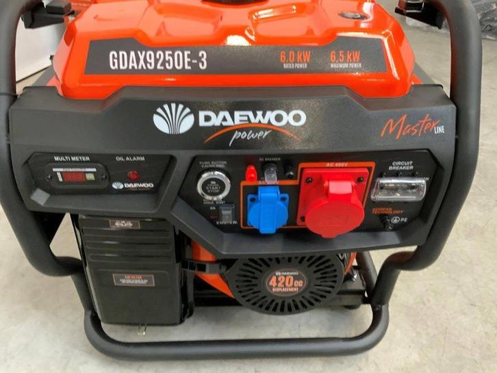 Daewoo GDAX9250E-3 Generator 6.5 kW, Doe-het-zelf en Verbouw, Aggregaten, Nieuw, Benzine, 5 tot 10 kVA, Elektrisch startend, Ophalen