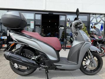 Kymco People S 300cc BTW beschikbaar voor biedingen