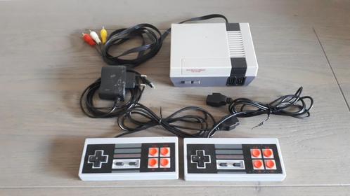 Retro-gameconsole met ingebouwde 620 klassieke videogames, Spelcomputers en Games, Spelcomputers | Overige, Zo goed als nieuw