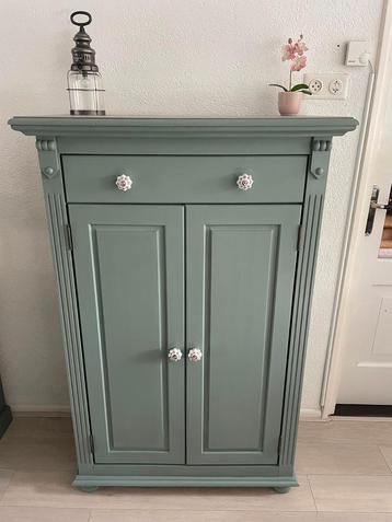 Meidenkast Urban Green - Charmant & Praktisch! beschikbaar voor biedingen