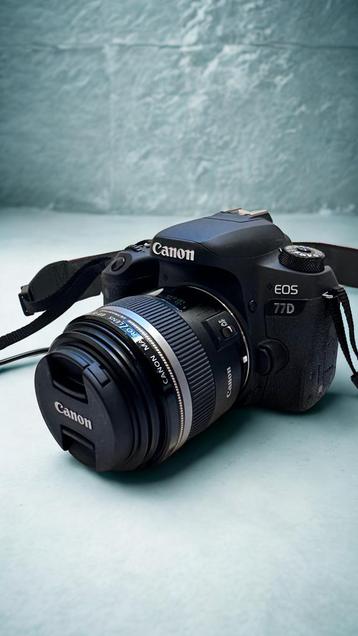 Canon EOS 77D + Canon 60mm Macro Lens beschikbaar voor biedingen