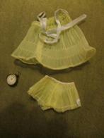 Vintage  Barbie Doll setje met wekker mattel j 60, Verzenden, Zo goed als nieuw, Kleertjes