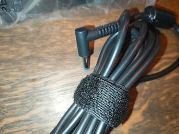HP 90W Laptop Adapter - G84343-1-2011 - Zo goed als nieuw beschikbaar voor biedingen