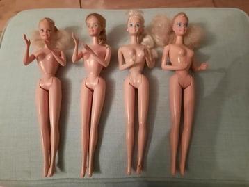 4 barbies van mattel beschikbaar voor biedingen