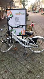 Witte punch fiets, Fietsen en Brommers, Fietsen | Dames | Damesfietsen, ., Ophalen of Verzenden, Zo goed als nieuw, .