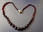 Ketting met facet geslepen granaten gouden bolslot, en chute, Sieraden, Tassen en Uiterlijk, Antieke sieraden, Verzenden, Goud