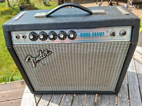 Fender Vibro Champ '70s Vintage, Muziek en Instrumenten, Versterkers | Bas en Gitaar, Gebruikt, Gitaar, Minder dan 50 watt, Ophalen of Verzenden