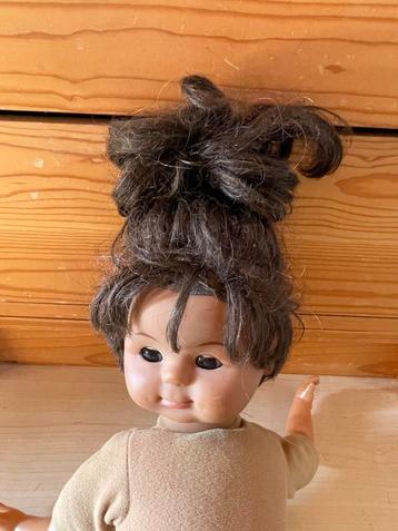Tk mooie grote vintage pop met donkere huidskleur beschikbaar voor biedingen