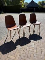 3 stijlvolle retro eetkamerstoelen – bruin kunstleer, Ophalen, Gebruikt, Leer, Retro