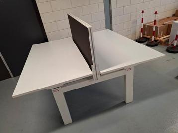 GRATIS (sta) bureau , buro 1.65 x 1.60 ( 2 x 80 b