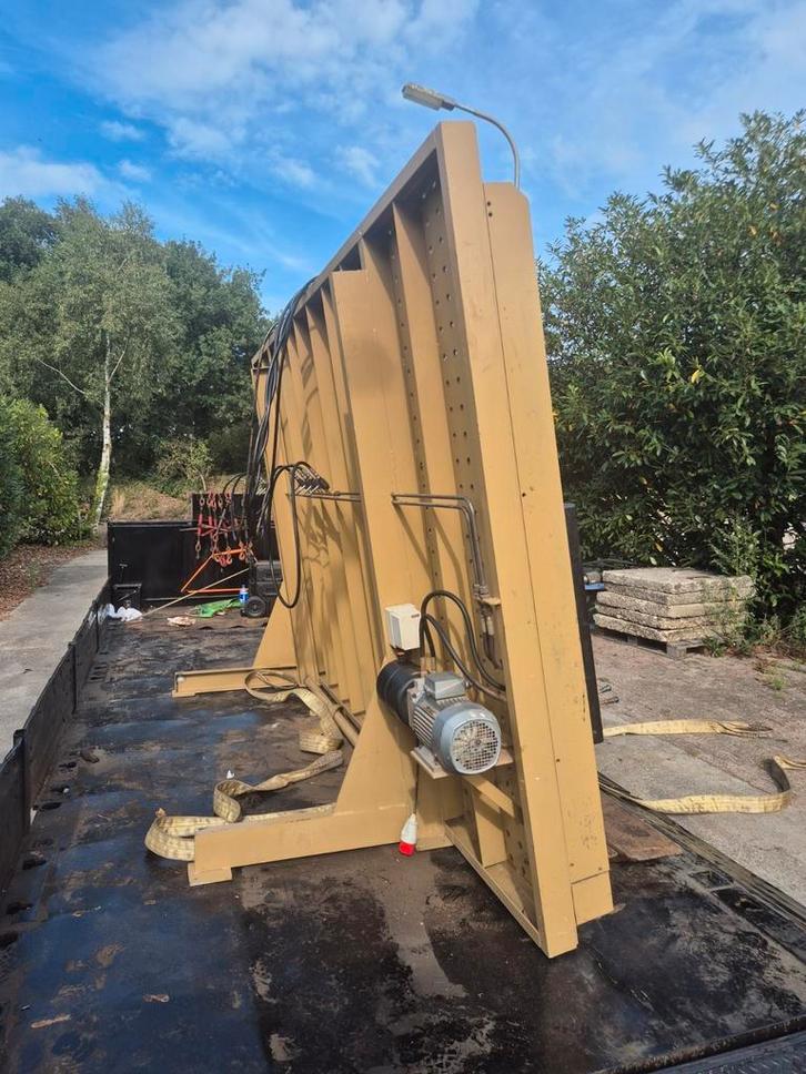 Van duin opsluitbank, Doe-het-zelf en Verbouw, Gereedschap | Overige machines, Zo goed als nieuw, Ophalen