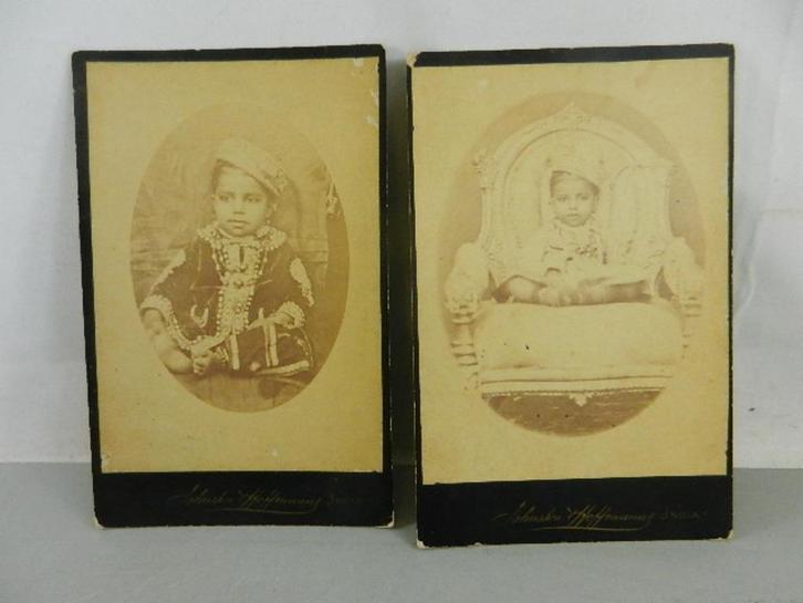 2 Antieke foto's jongetje uit India Johnston & Hoffman, Antiek en Kunst, Kunst | Tekeningen en Foto's, Ophalen of Verzenden