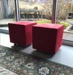 kubus 2 stuks ook te gebruiken als bijzettafeltjes, Ophalen, Zo goed als nieuw, Rood, Vierkant