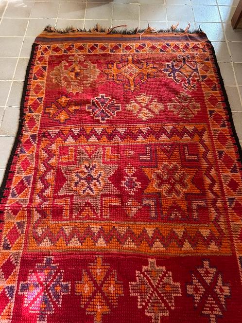 Traditioneel vintage Marokkaans Berber vloerkleed, Antiek en Kunst, Antiek | Kleden en Textiel, Ophalen
