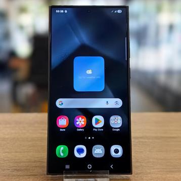 Samsung Galaxy S24 Ultra 256GB Android 15 - Nette Staat beschikbaar voor biedingen