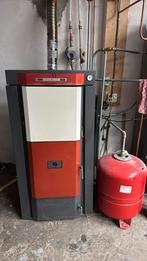 Pallet cv kachel, Ophalen of Verzenden, Zo goed als nieuw, Hout, Houtkachel