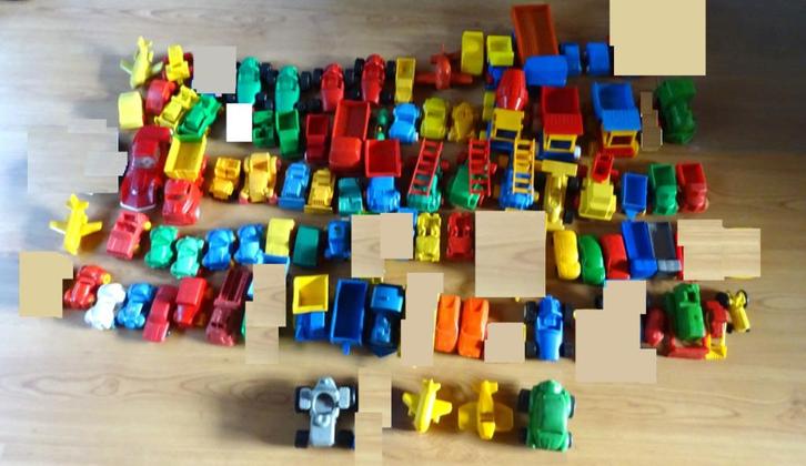Vinyl / rubber / plastic auto’s. Diverse merken, 83 stuks., Hobby en Vrije tijd, Modelauto's | Overige schalen, Gebruikt, Auto