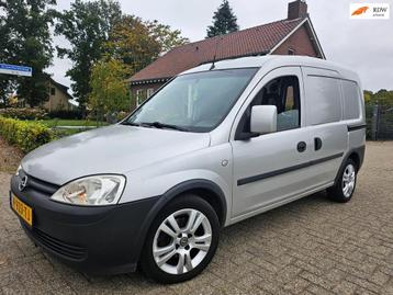 Opel Combo 1.4-16V met Airco, Navi, Trekhaak LMV, 2x Zijdeur beschikbaar voor biedingen