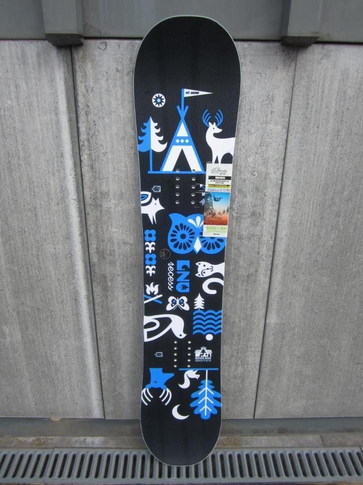 Nieuwe GNU Recess kinder snowboard 125 cm lengte, Sport en Fitness, Snowboarden, Nieuw, Board, Ophalen of Verzenden