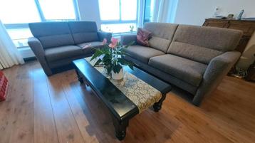 Grijze 2- en 3 zits bank -Weg wegens verhuizing