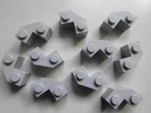 nr. 8044, 10 Lichtgrijze hoekstenen, facetstenen 2x2, Kinderen en Baby's, Speelgoed | Duplo en Lego, Nieuw, Lego, Complete set
