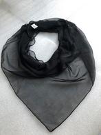 Omslagdoek- driehoek- zwart, Kleding | Dames, Mutsen, Sjaals en Handschoenen, Ophalen of Verzenden, Zo goed als nieuw, Sjaal