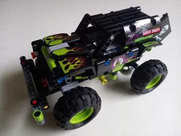 Lego Technic 42118 Monster Jam Grave Digger  beschikbaar voor biedingen