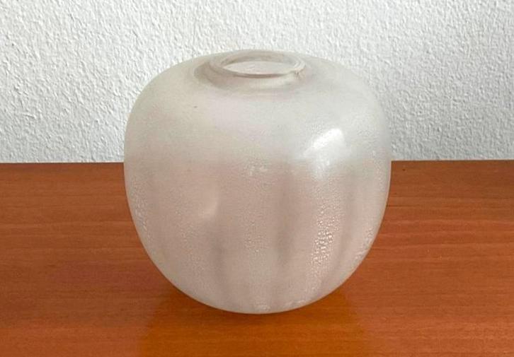 A.D.Copier: vaas VS0183 7,5 cm met tincraquelé Leerdam 1935, Antiek en Kunst, Antiek | Glas en Kristal, Ophalen of Verzenden