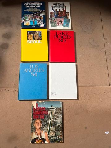 Olympische Spelen Catalogi/Folders - Diverse Jaartallen beschikbaar voor biedingen