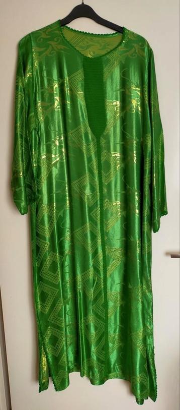 Takchita en kaftan beschikbaar voor biedingen