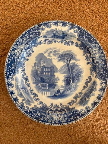 Royal Sphinx Cambridge Old England Bord beschikbaar voor biedingen