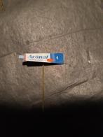 Speld Aronal vitamine tandpasta (Z190-5), Verzamelen, Speldjes, Pins en Buttons, Ophalen of Verzenden, Zo goed als nieuw