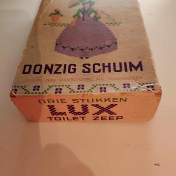 Lux toilet zeep doosje beschikbaar voor biedingen