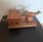 Vintage houten sigarettendispenser vogeltje, Ophalen of Verzenden, Zo goed als nieuw