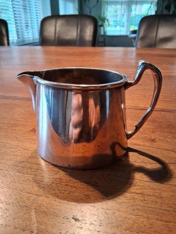 vintage melkkannetje van W.M.Mounts beschikbaar voor biedingen
