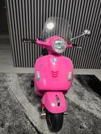 Roze Vespa kinder scooter - Zo goed als nieuw!, Ophalen of Verzenden