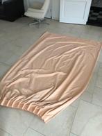 Gordijnen zalmkleur / lichtroze, Huis en Inrichting, Stoffering | Gordijnen en Lamellen, Gebruikt, Overige kleuren, 200 cm of meer