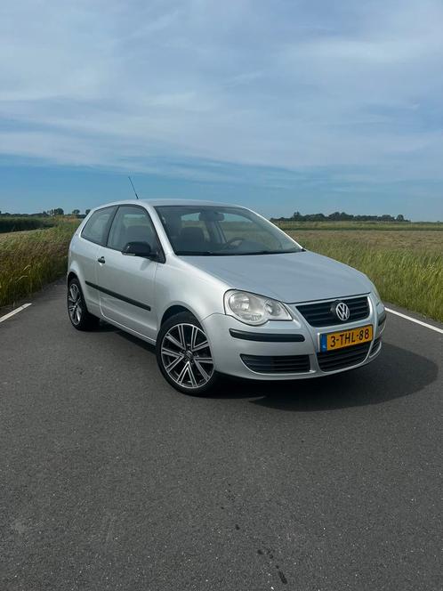 Volkswagen Polo 1.4 55KW AUT 2006 Grijs nieuwe APK, Auto's, Volkswagen, Particulier, Polo, Benzine, E, Hatchback, Automaat, Geïmporteerd