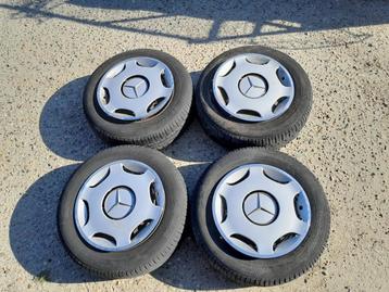 set W124T combi wielen van 1995 beschikbaar voor biedingen