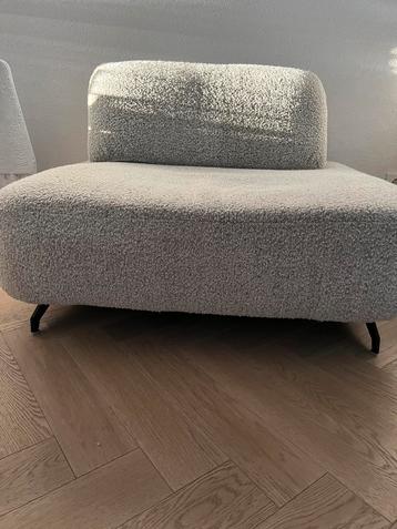 Loveseat (Loods 5) beschikbaar voor biedingen