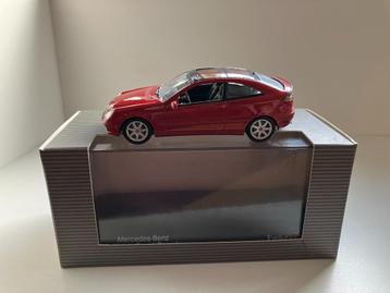 Mercedes Sport Coupe rood (C-klasse)  1/43 Minichamp beschikbaar voor biedingen