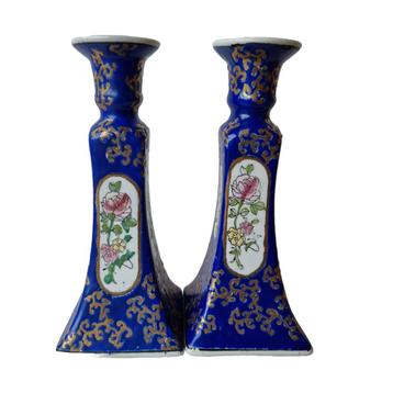 Vintage Chinees porseleinen kandelaren beschikbaar voor biedingen