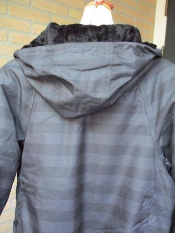 Volcom, size S, NIEUW! beschikbaar voor biedingen