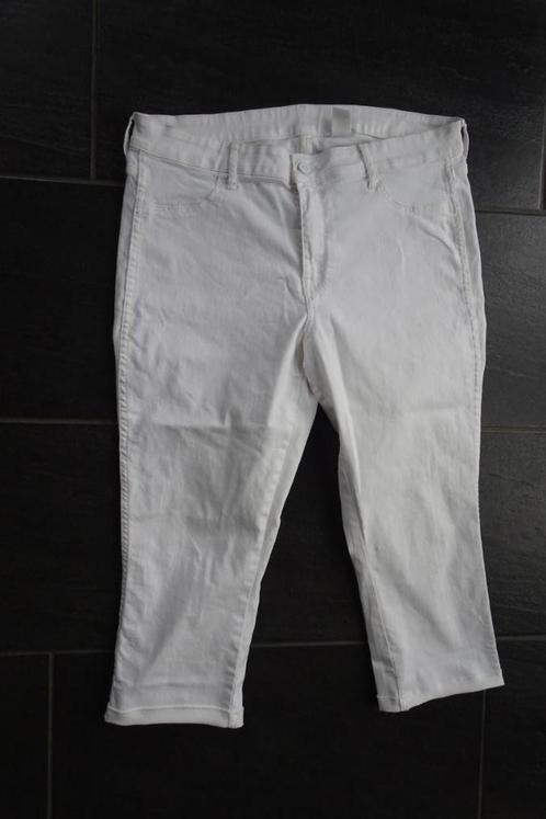 witte 3 kwart broek H&M maat 34, Kleding | Dames, Broeken en Pantalons, Gedragen, Maat 42/44 (L), Wit, Driekwart, Ophalen